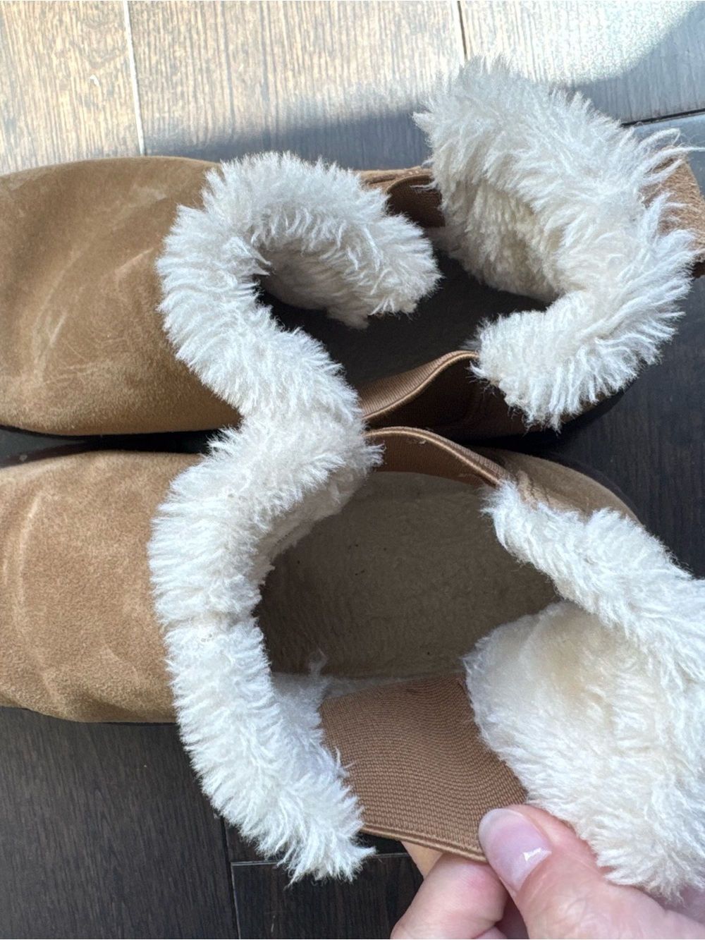 Madewell Tan Suede Fur Lined Chelsea Booties - Picture 3 of 7